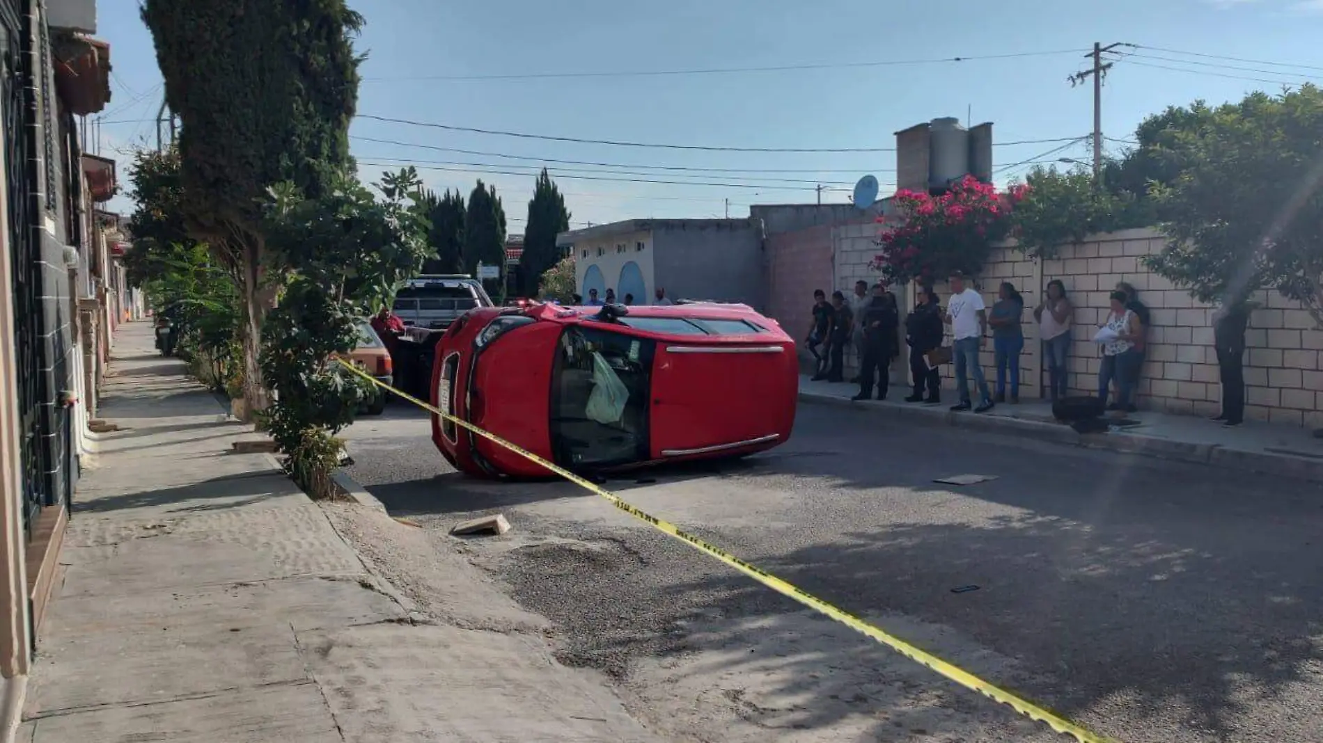 SJR POLI EL AUTO TERMINO